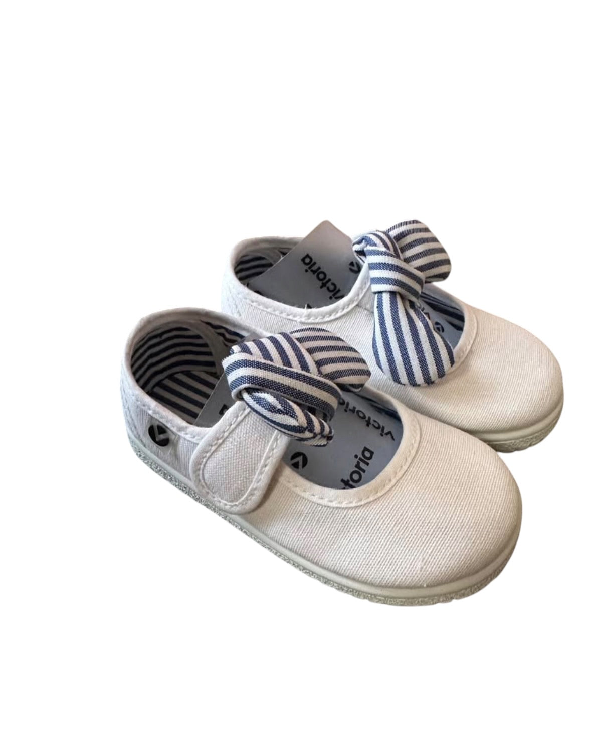 Victoria White Bow Shoes - Size EU 21 NEW