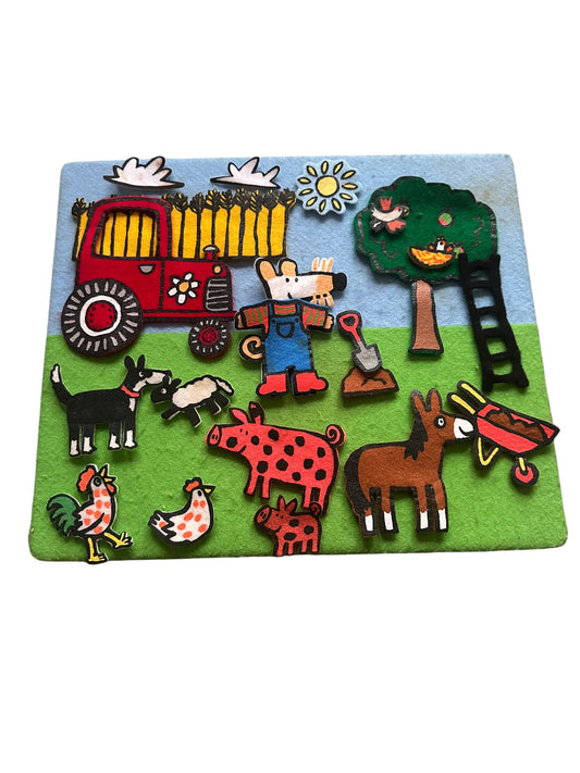 Maisy Felt Board